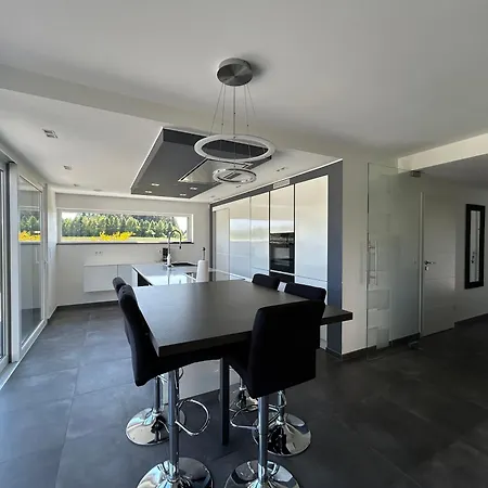 Chambre Dans Une Maison De 4 Logements Pansiyon Etalle